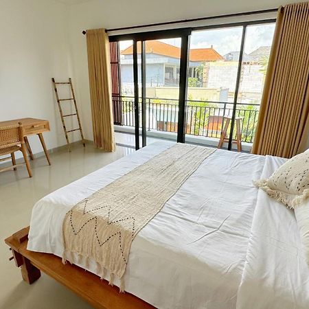 Villa Niu Center Canggu - Fattylion ภายนอก รูปภาพ