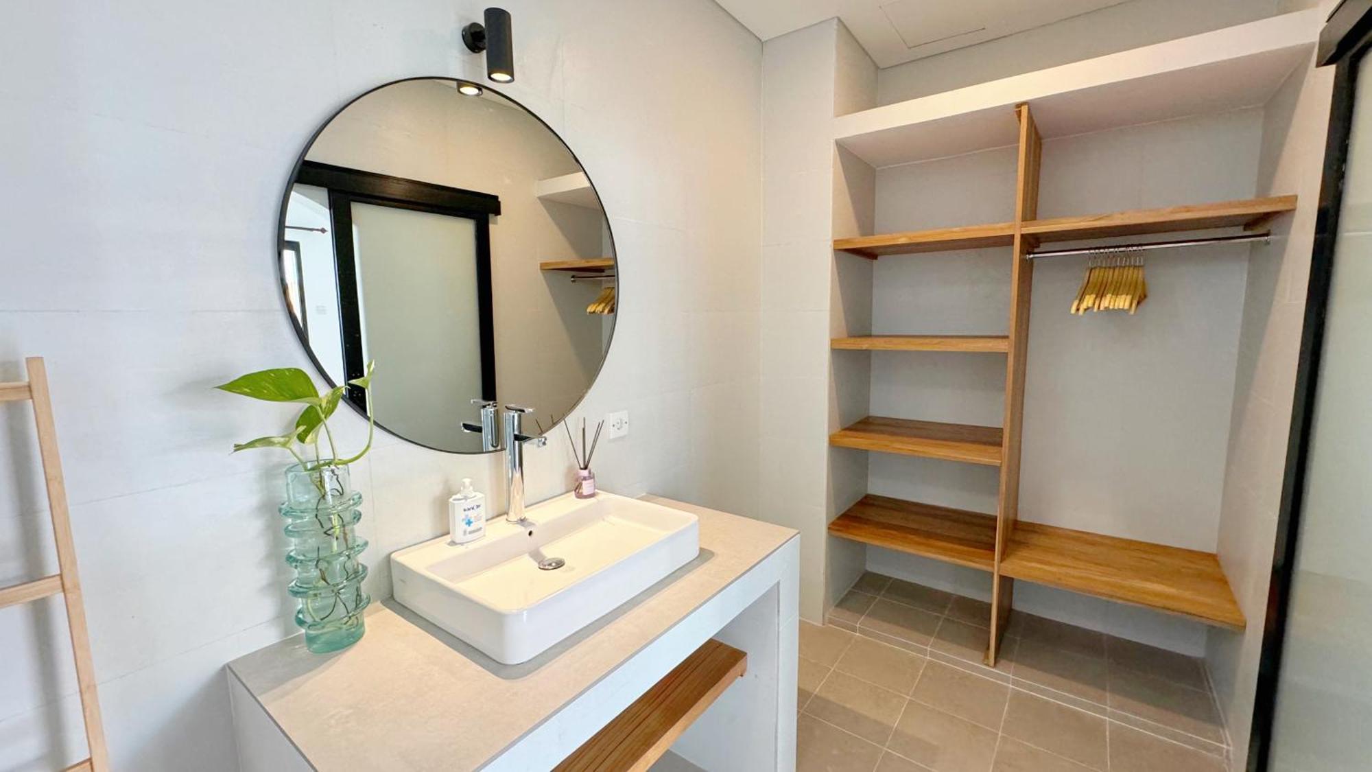 Villa Niu Center Canggu - Fattylion ภายนอก รูปภาพ